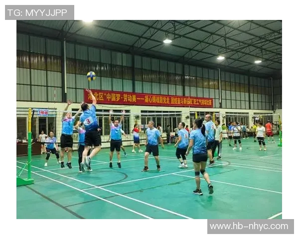 深度对话：周芳在排球场上的奋斗与成长故事